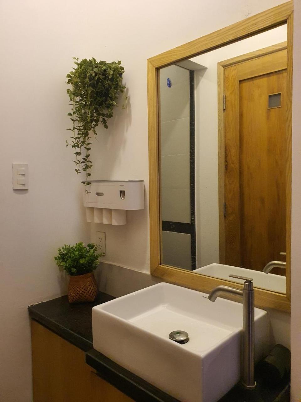Zvillage Ncc - Modern Townhouse In District 1 Хошимін Екстер'єр фото